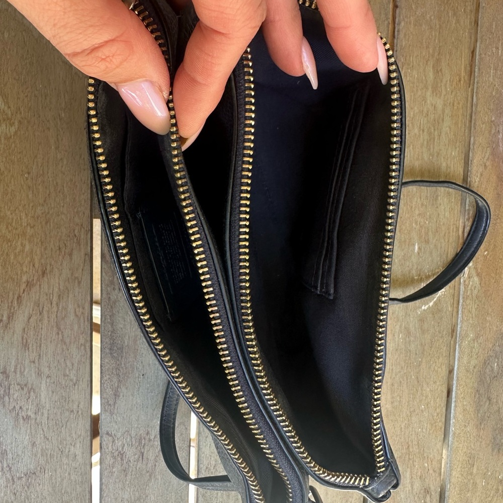 Coach Deep Navy Leather Crossbody Bag - Picture 4 of 5